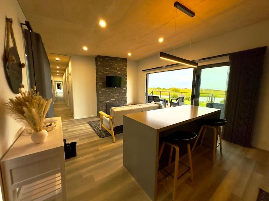 Luxury Absolute Ocean View Lodge Waverley Exterior foto